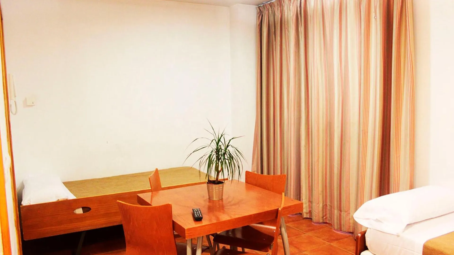 Apartamento Zona Media Sierra Nevada Apartment